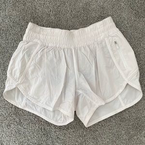 Lululemon Hotty Hot Short